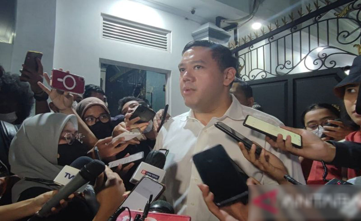 Dave-Laksono
