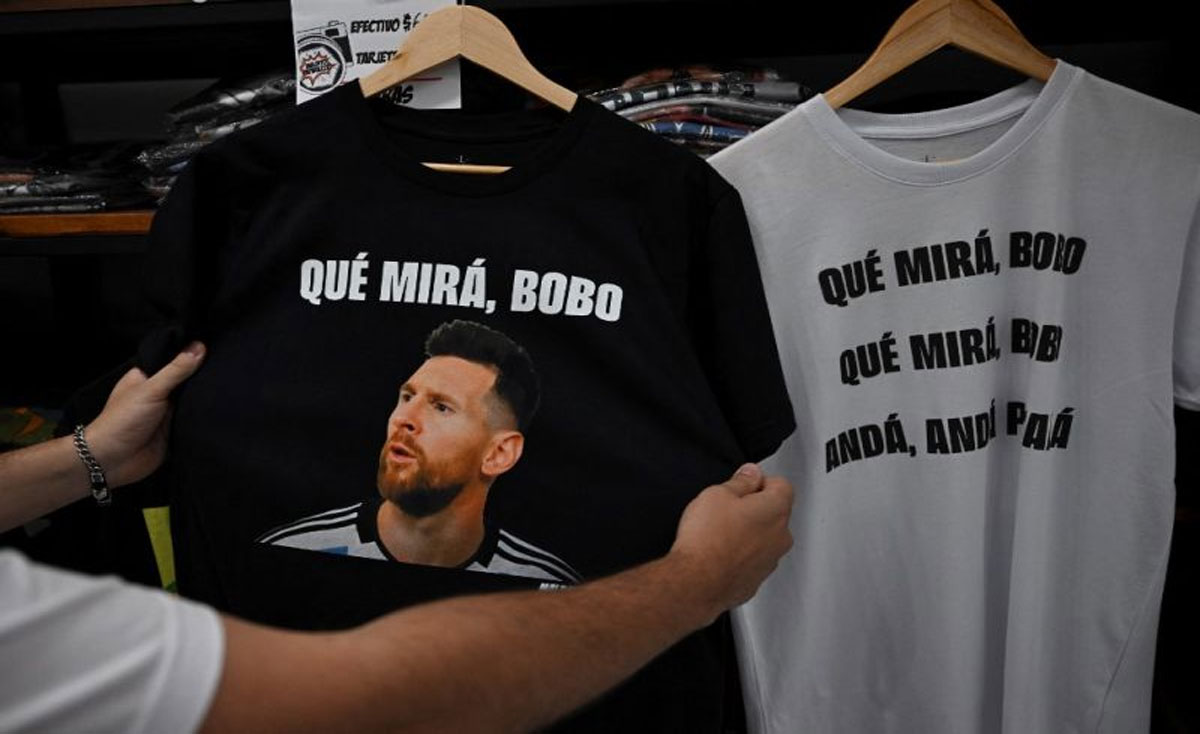 Kaus-Bergambar-Messi