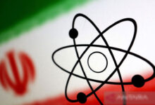 Simbol-Atom-dan-Bendera-Iran
