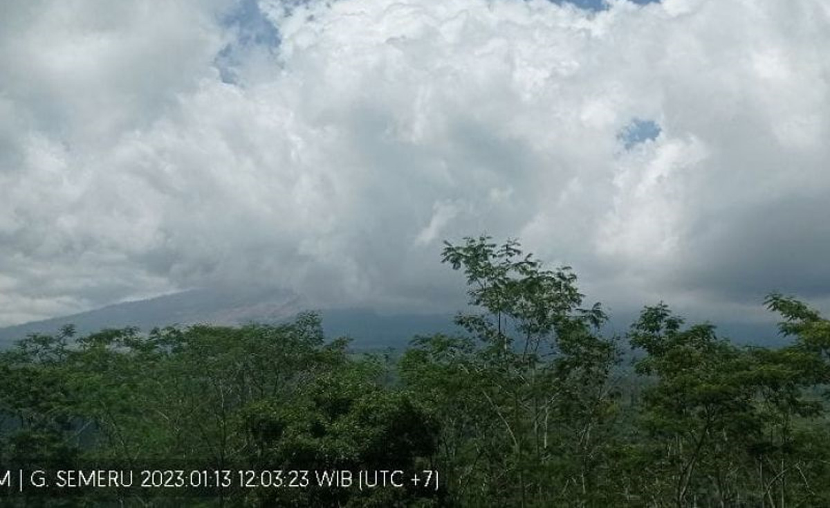 Asap Erupsi Gunung Semeru Capai Ketinggian 1 000 Meter Indoposco