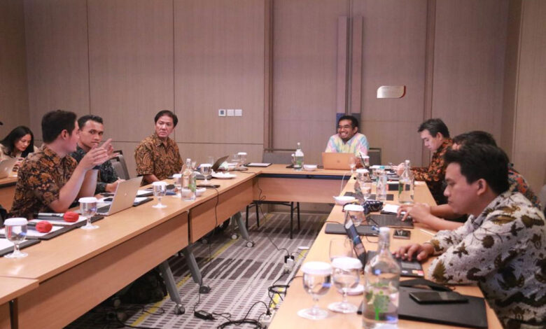 Rapat-RUU