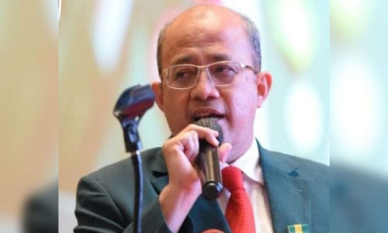 Adib-Khumaidi-co