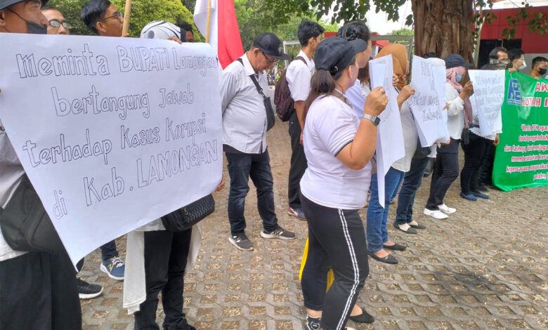 Aksi-Massa-di-KPK-co