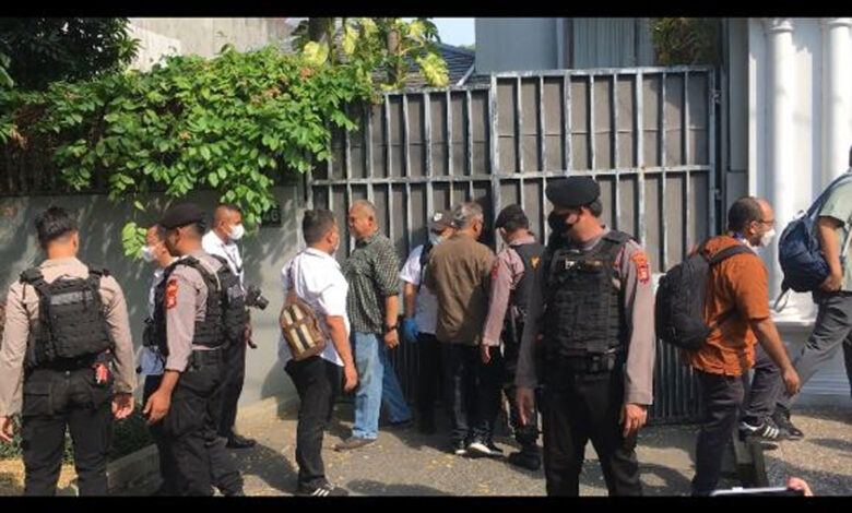 Penggeledahan-safe-House-co