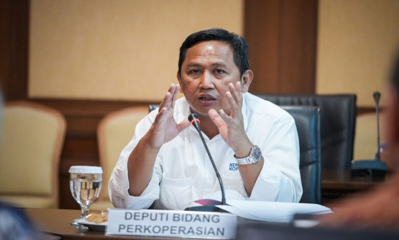 Deputi-Bidang-Perkoperasian-co