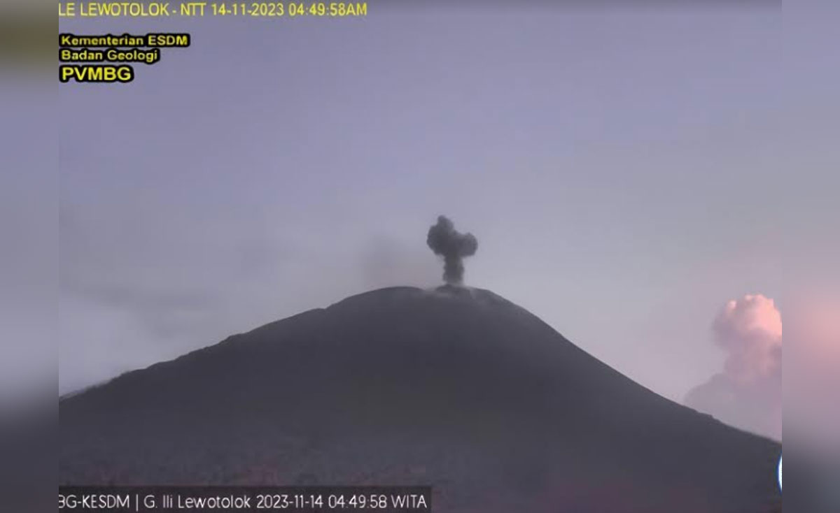 Gunung Ili Lewotolok