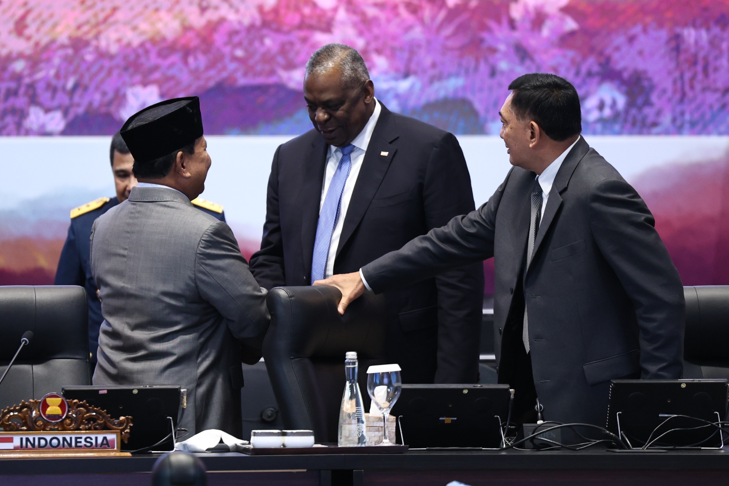 Menteri Pertahanan Indonesia Prabowo Subianto dalam forum Menteri Pertahanan ASEAN Plus (ADMM Plus) di Jakarta, Kamis (16/11/2023). (foto : Kemhan RI)