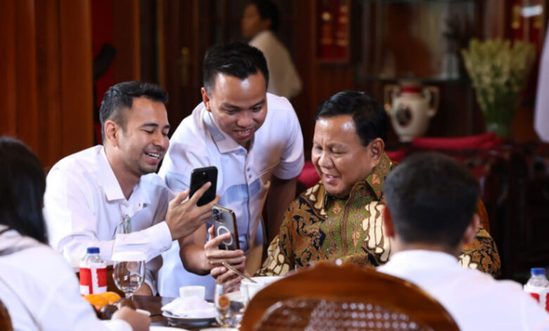 Prabowo-Artis-co