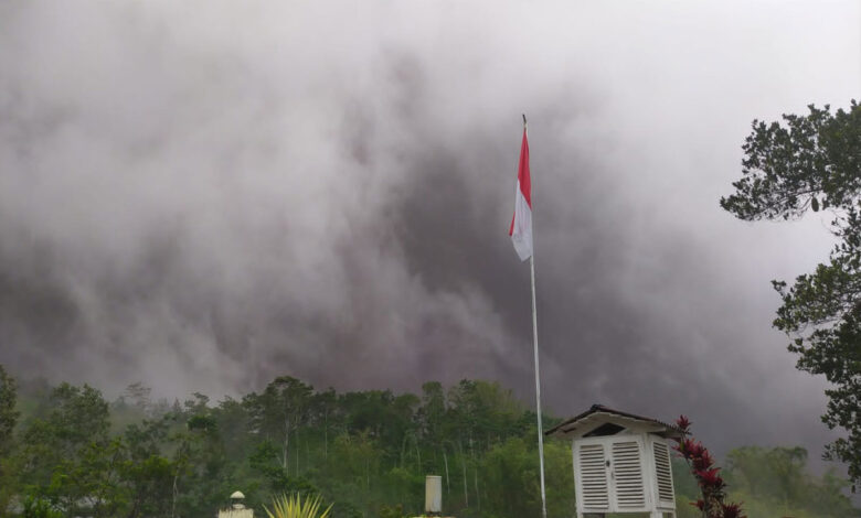 Awan-Panas-Guguran-co