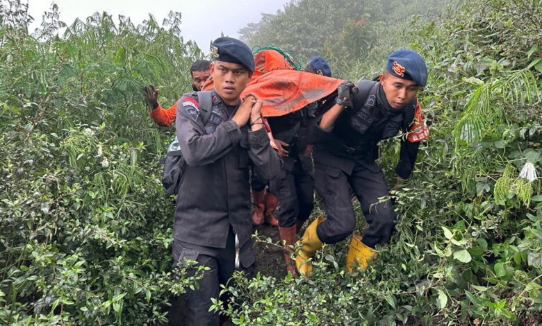 Evakuasi-Korban-Letusan-co