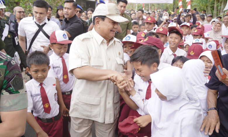 Prabowo-anak-sekolah-co