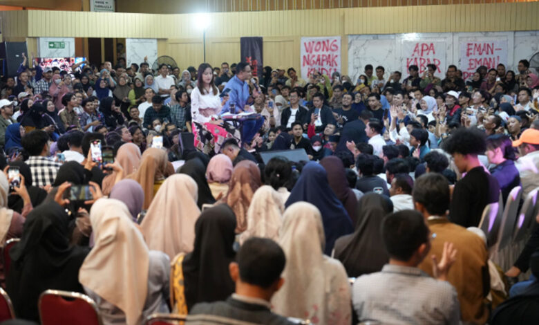 Desak-Anies-Purwokerto-co