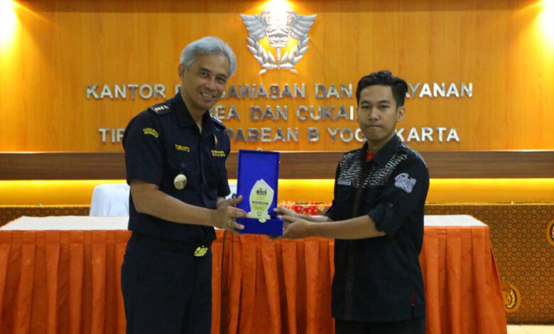 Uniba-Madura-co