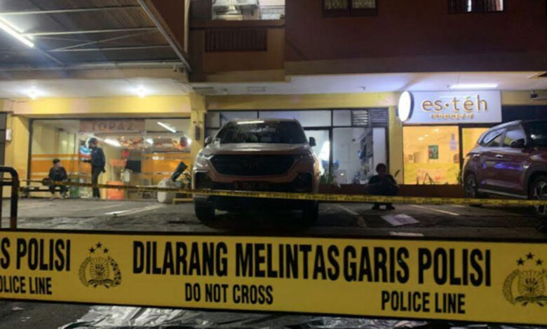Garis-Polisi-co