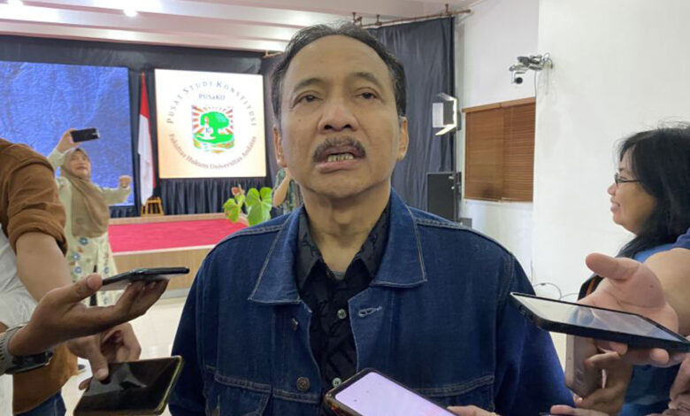 Ketua-MK-2