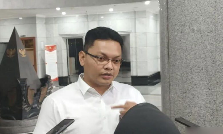 Fajar-Laksono