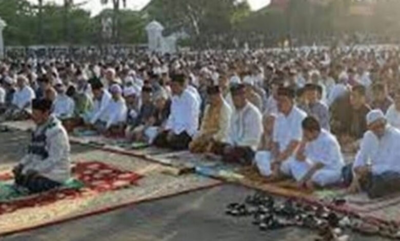 Salat-Idulfitri-co