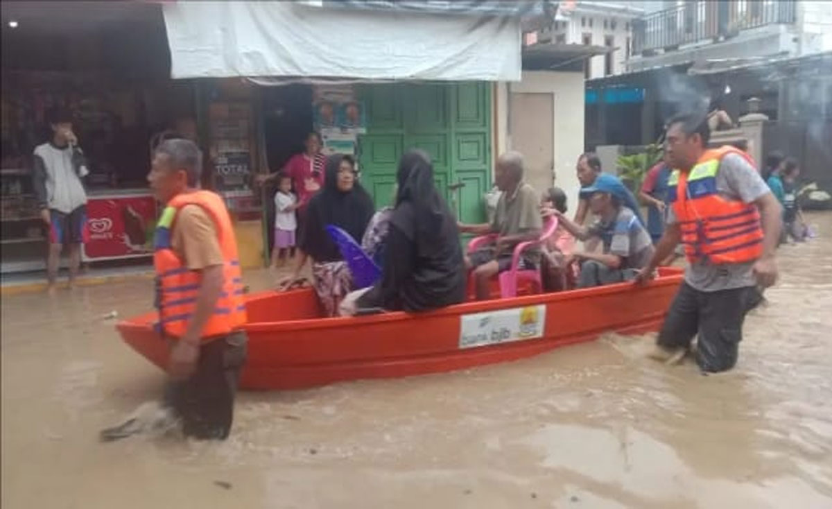 Banjir-Cirebon-co