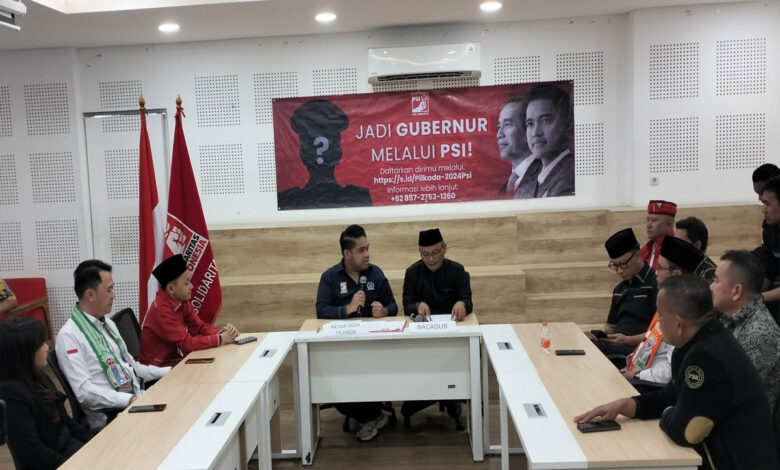 Kyai-H-Lutfi-Hakim-co