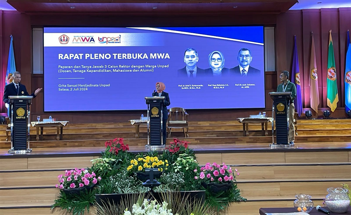 Rapat-Pleno-Terbuka