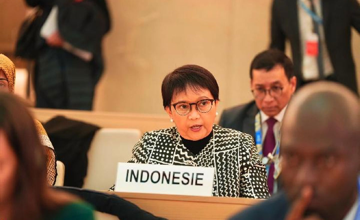 Retno-Marsudi-4
