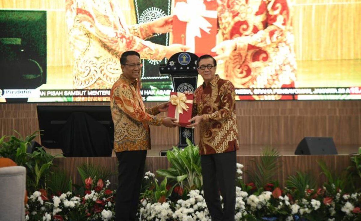 Menkumham-Supratman