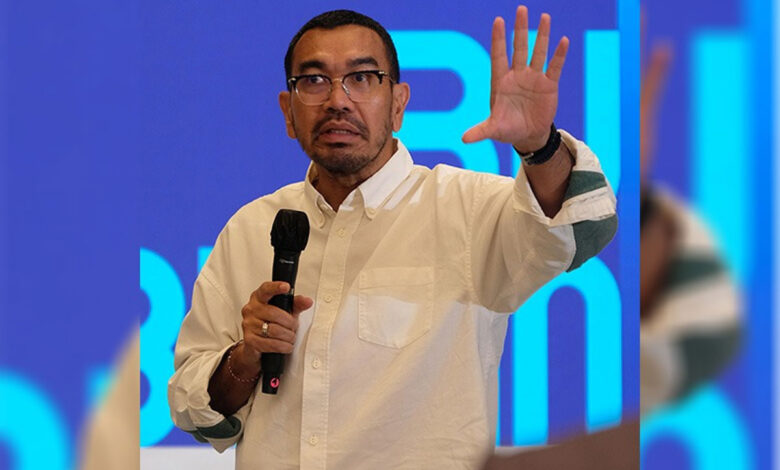 Arya-Sinulingga-co