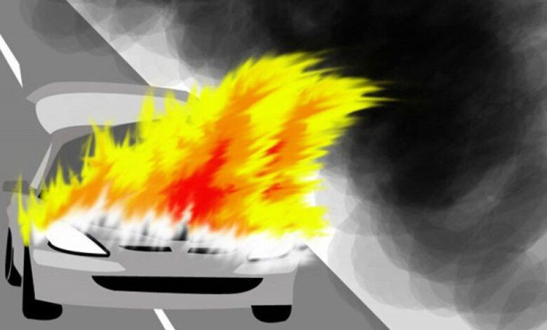 Mobil-Terbakar