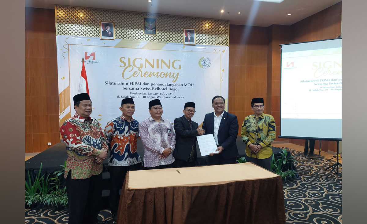 Signing-Ceremony