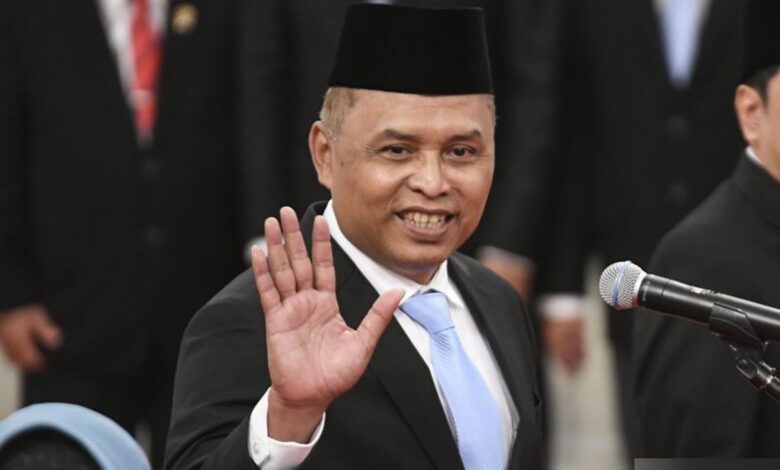 NS