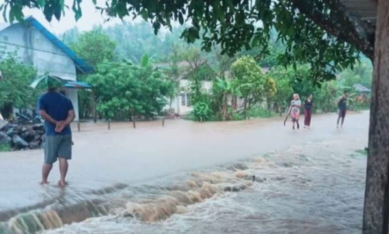 Banjir-Halmahera-Barat