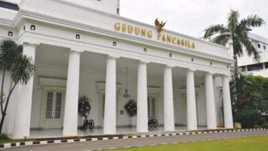 Gedung-Kemlu-RI