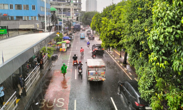 Hujan-Jaksel