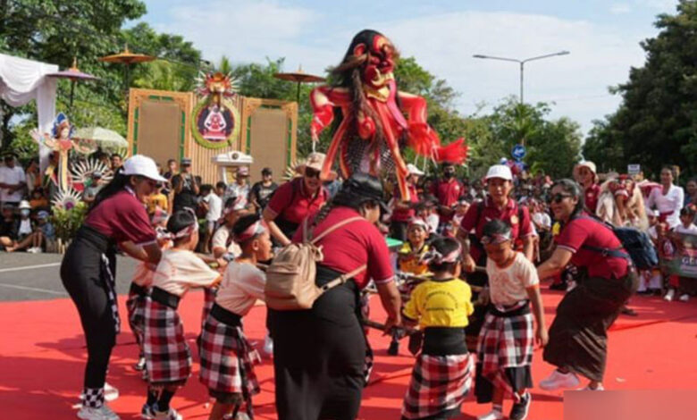 Pawai-ogoh-Ogoh
