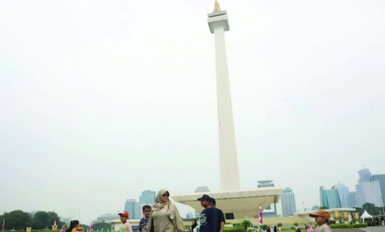 monas