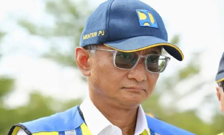 Menteri-PU