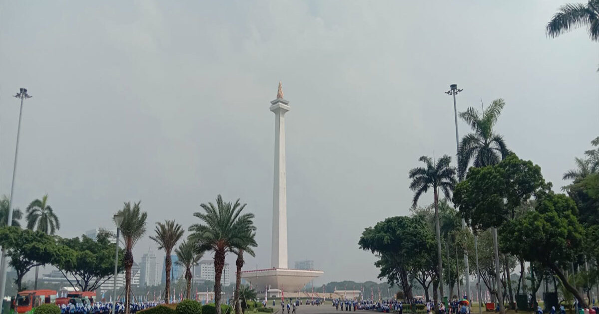 Monas