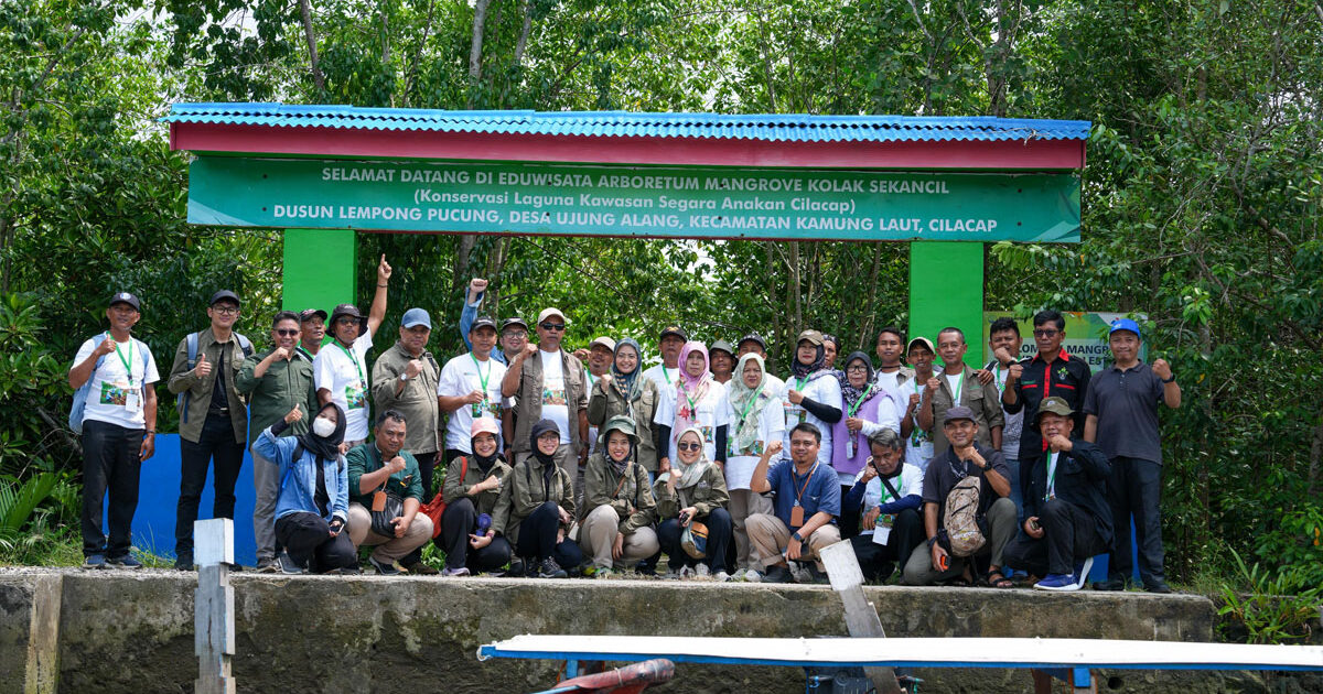Kampung-Laut-Cilacap