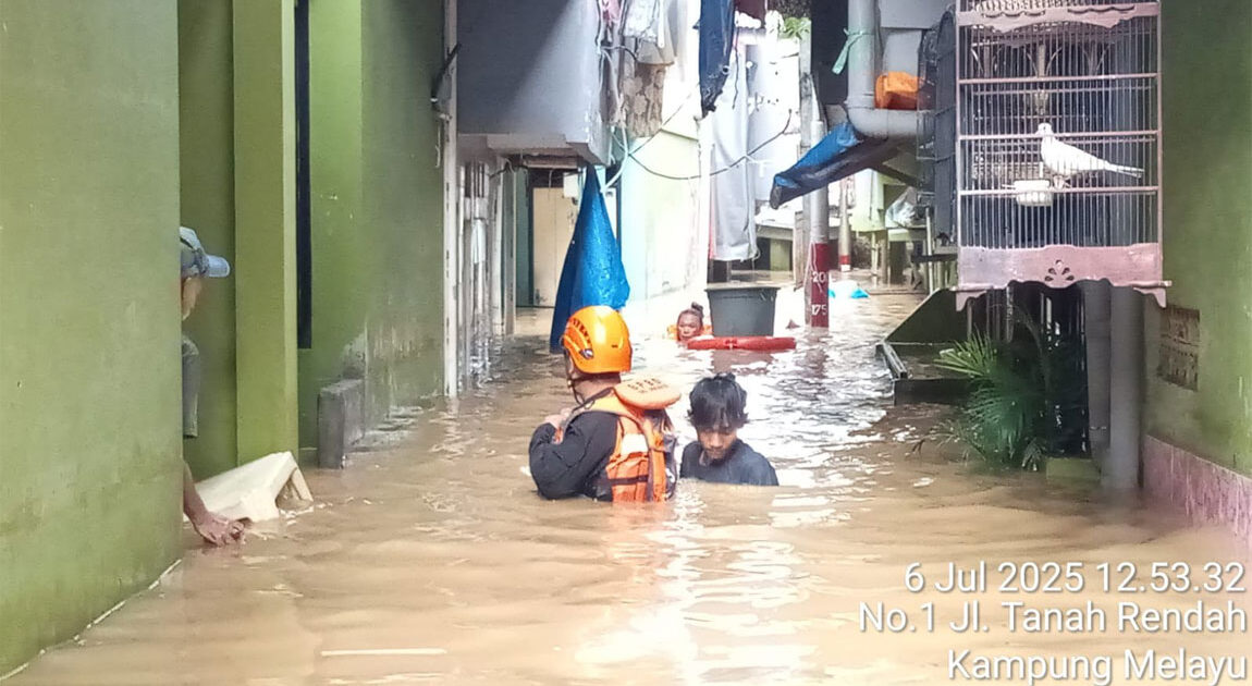 Banjir-kampung-Melayu