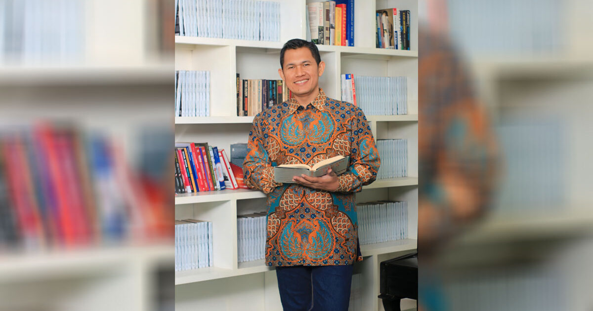 Dr.-Pratama-Persadha
