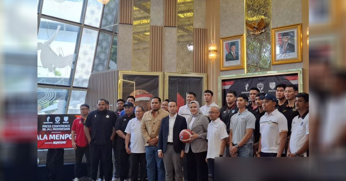 Junas-Miradiarsyah