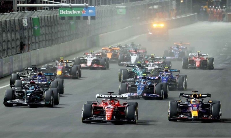 2023-11-19T063438Z_1850284998_UP1EJBJ0I9N22_RTRMADP_3_MOTOR-F1-LASVEGAS(1)