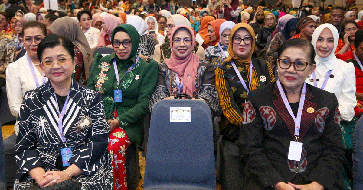 tinawati-andra-soni